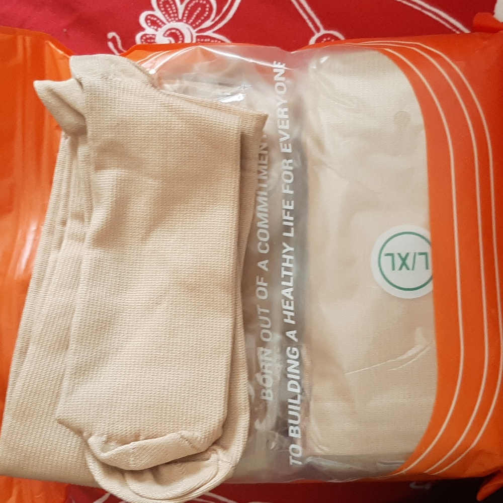 NEW 1 package- 6 pairs of compression socks size L/XL